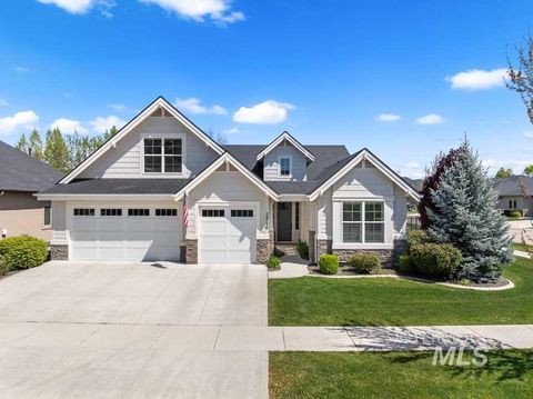 Photo of 2986 S Fox Run Ave, Eagle, ID 83616 (MLS # 98984238)