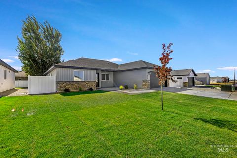 Photo of 909 E 23rd. Ave #Lot 18 Block 4, Jerome, ID 83338 (MLS # 98948534)