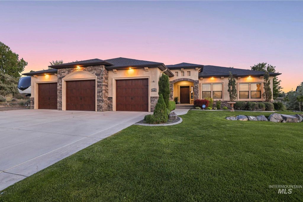 Photo of 4152 N Meadow Ridge Cir, Twin Falls, ID 83301 (MLS # 98984669)