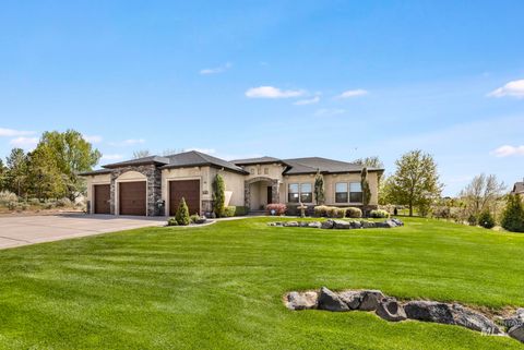 Photo of 4152 N Meadow Ridge Cir, Twin Falls, ID 83301 (MLS # 98984669)