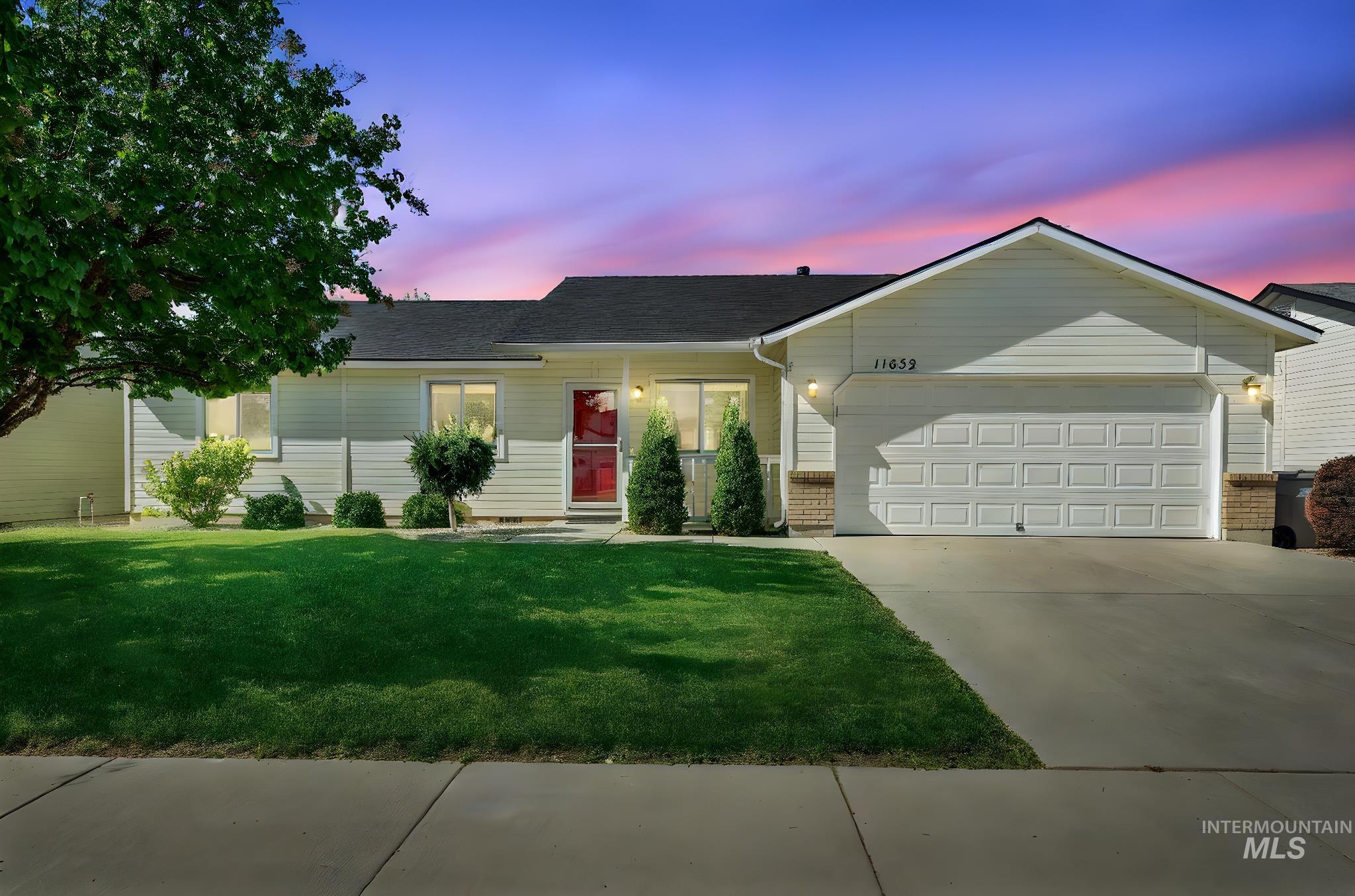 11652 W Gabrielle Ct