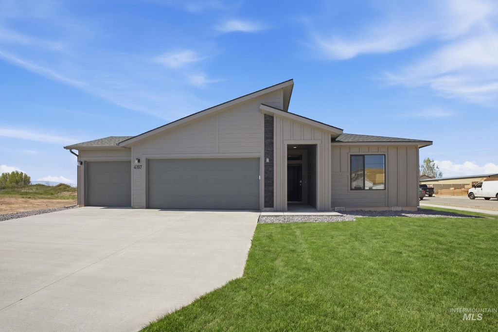 Photo of 4197 S Staten Island Way, Nampa, ID 83686 (MLS # 98981878)