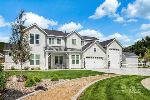 8470 W Cliff Rose Ct Boise ID 83714