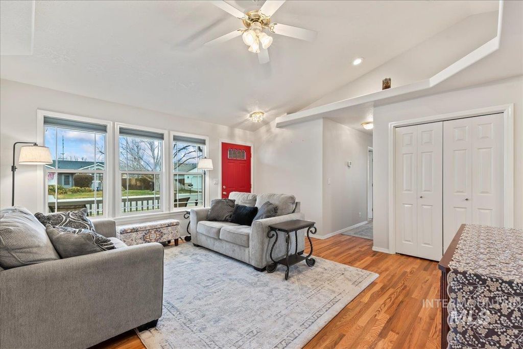 Photo of 12521 W Dalrymple Ct, Boise, ID 83709 (MLS # 98975680)