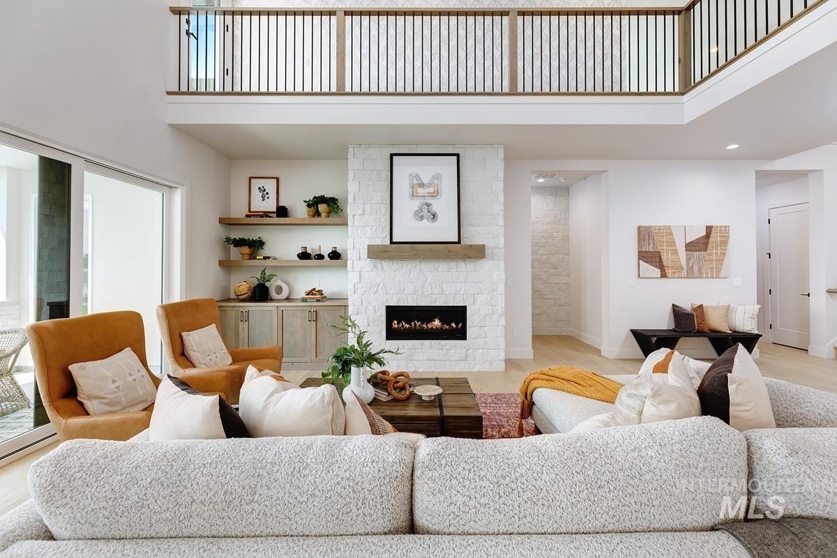 7069 Saddle Bred Way