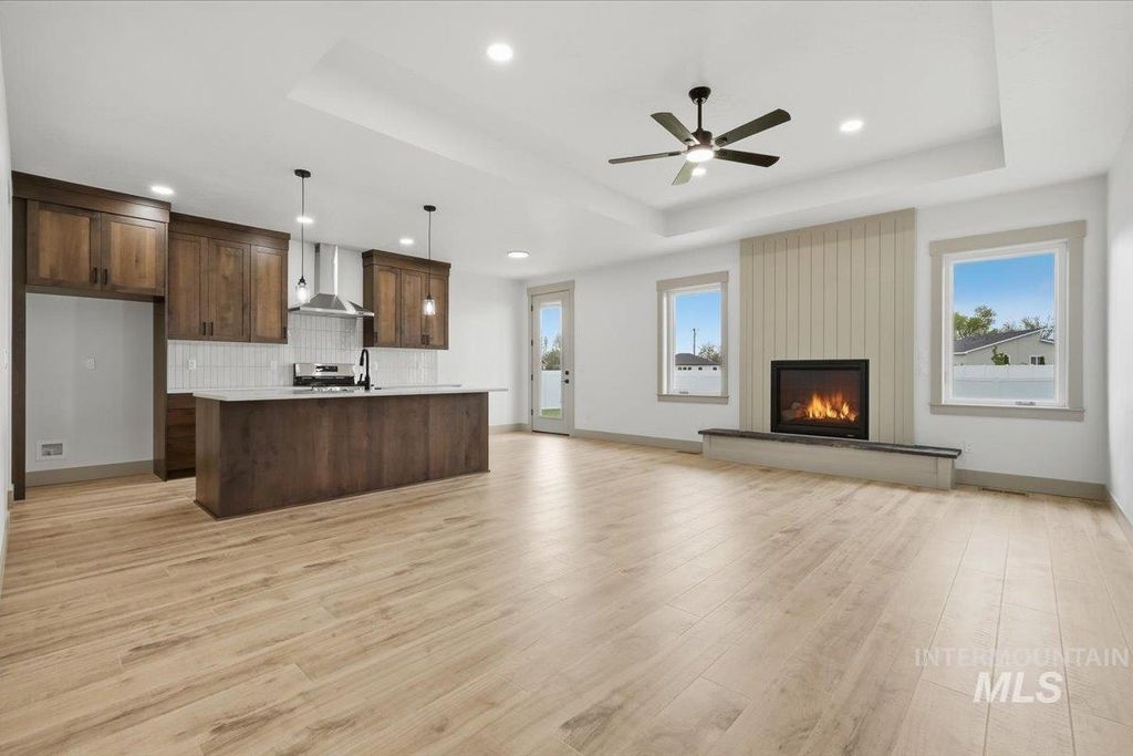 Photo of 2123 Justine, Fruitland, ID 83619 (MLS # 98981810)