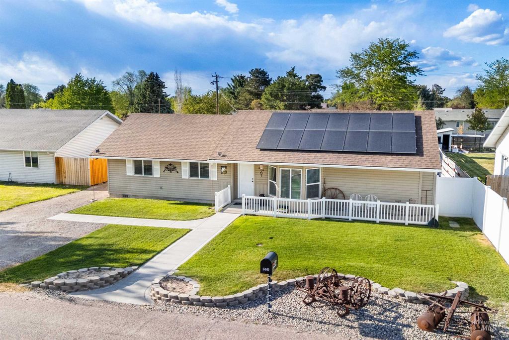Photo of 550 Maxine Lane, Kimberly, ID 83341 (MLS # 98986821)