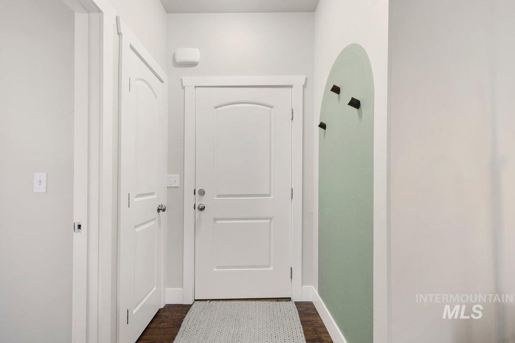 Photo of 930 Ballard Way, Kimberly, ID 83341 (MLS # 98954634)