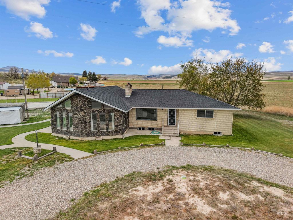 Photo of 513 W 2100 S, Oakley, ID 83346 (MLS # 98983663)