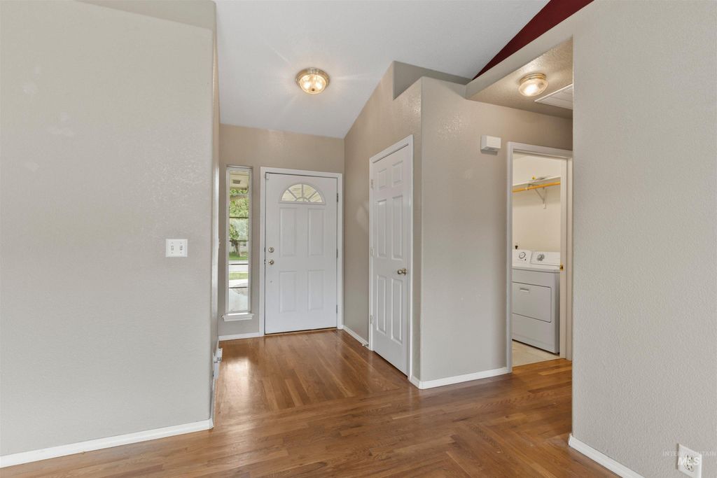 Photo of 2110 W Pebblestone St, Meridian, ID 83646 (MLS # 98963521)