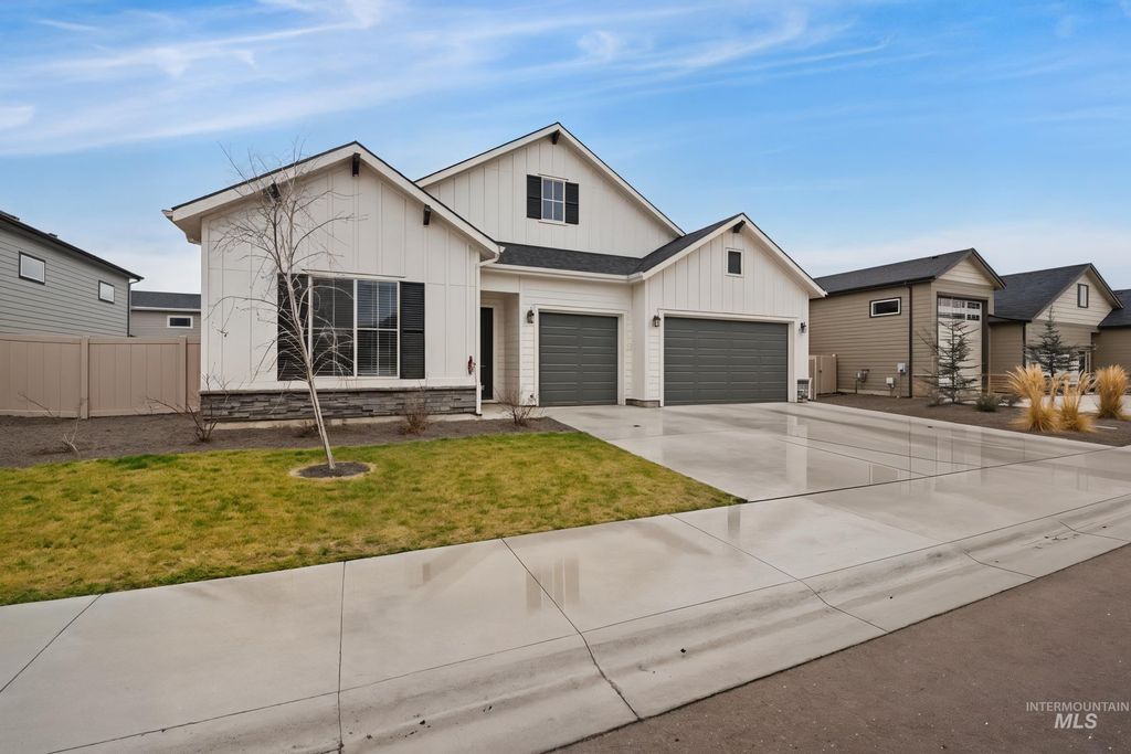 Photo of 8807 E Snow Drop St, Nampa, ID 83687 (MLS # 98975167)
