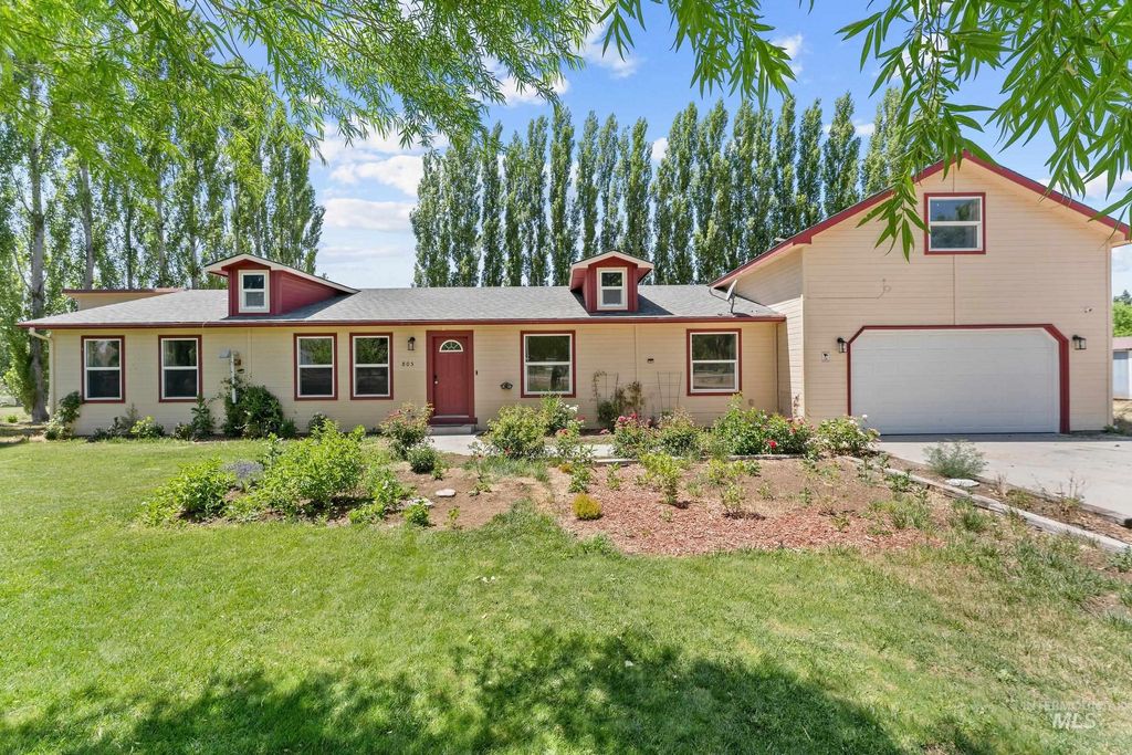 Photo of 805 Highway 78, Hammett, ID 83627 (MLS # 98971243)