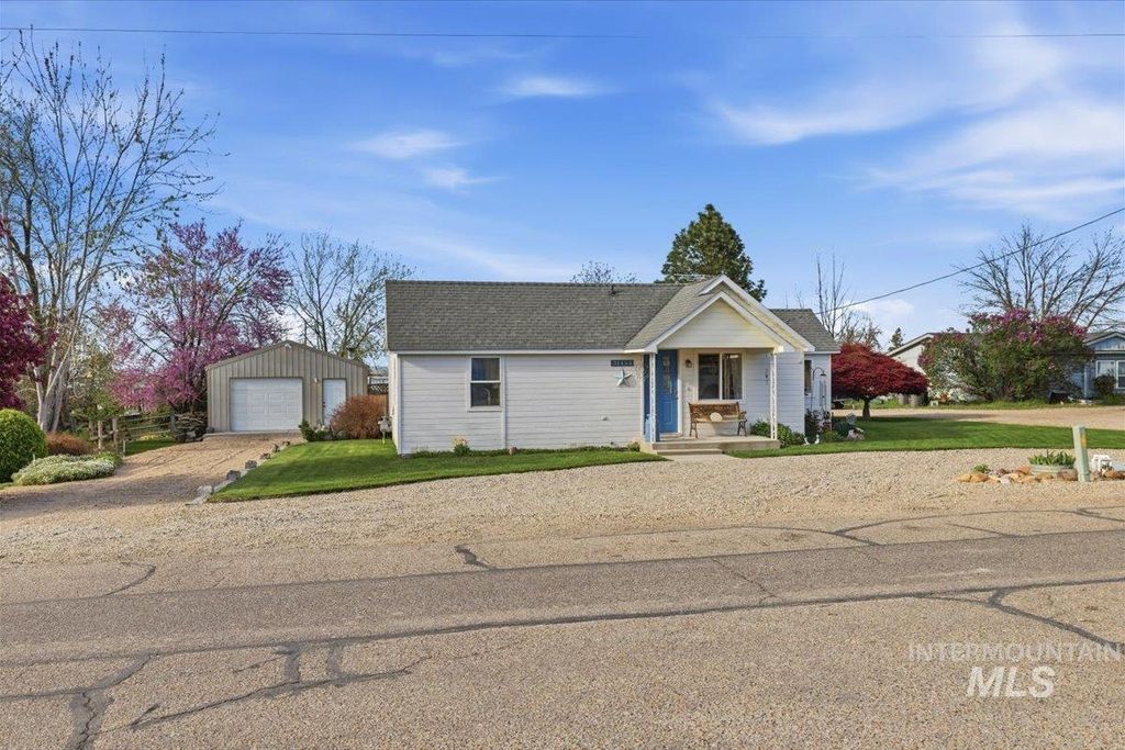 Photo of 21454 Binford Dr, Greenleaf, ID 83626 (MLS # 98981311)