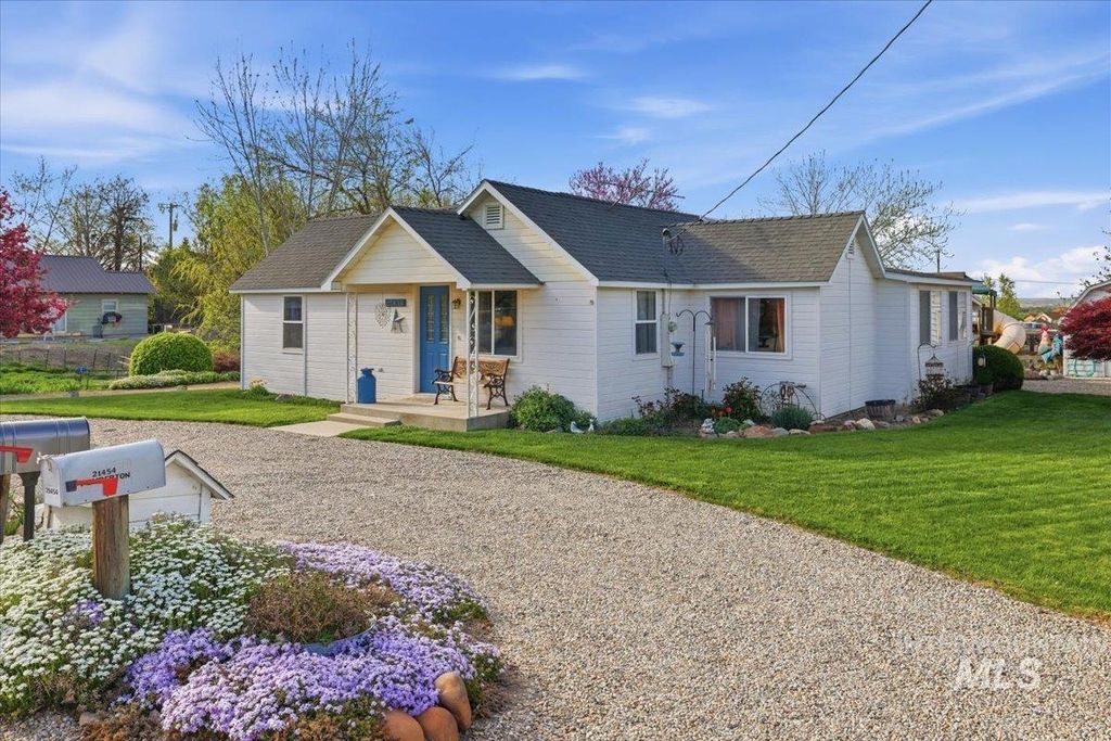 Photo of 21454 Binford Dr, Greenleaf, ID 83626 (MLS # 98981311)