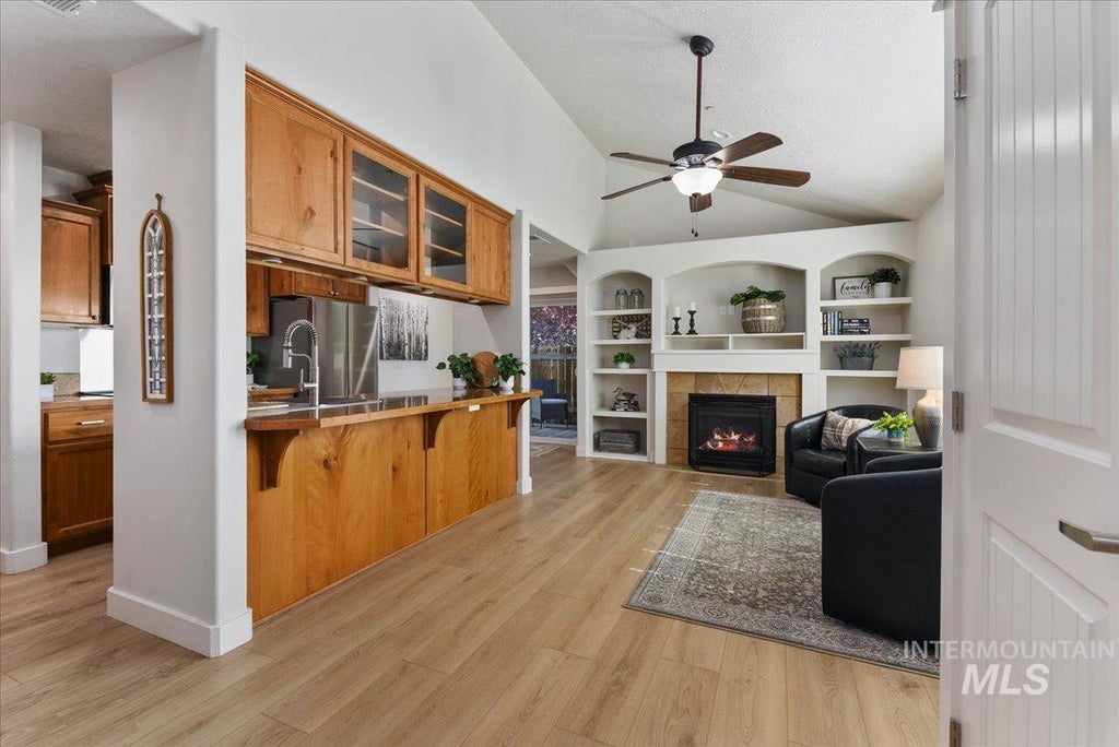 Photo of 8907 W Candleston Ln, Boise, ID 83709 (MLS # 98990680)