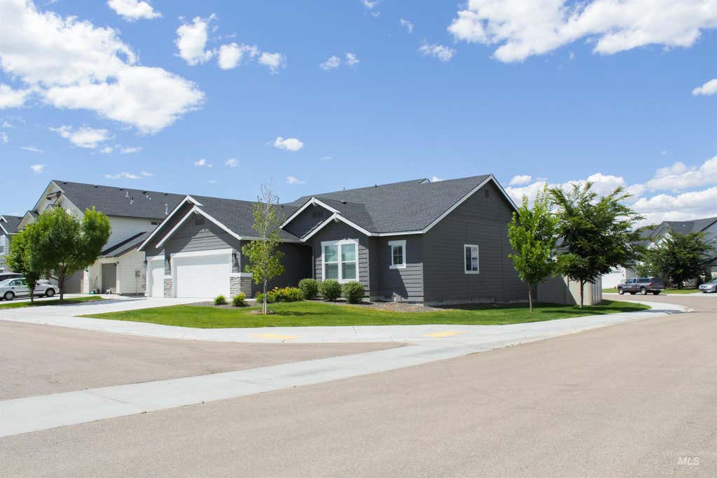 Photo of 5111 Clearfield ST, Caldwell, ID 83605 (MLS # 98990014)