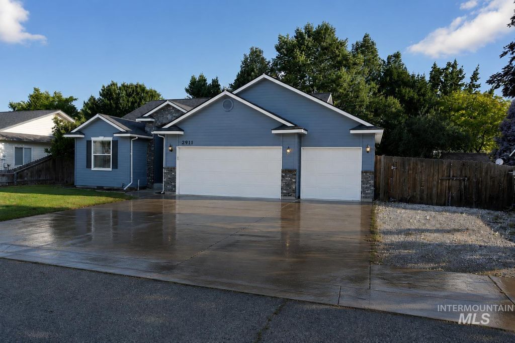 Photo of 2911 Life Way, Caldwell, ID 83605 (MLS # 98991138)