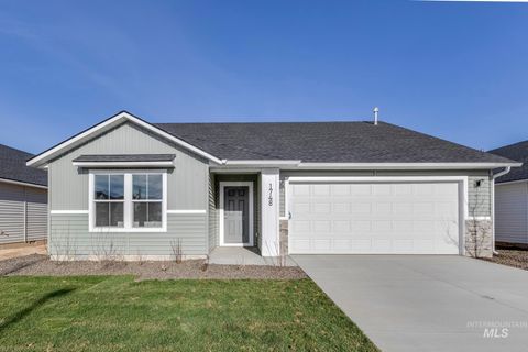 Photo of 515 Pine St, New Plymouth, ID 83655 (MLS # 98978063)