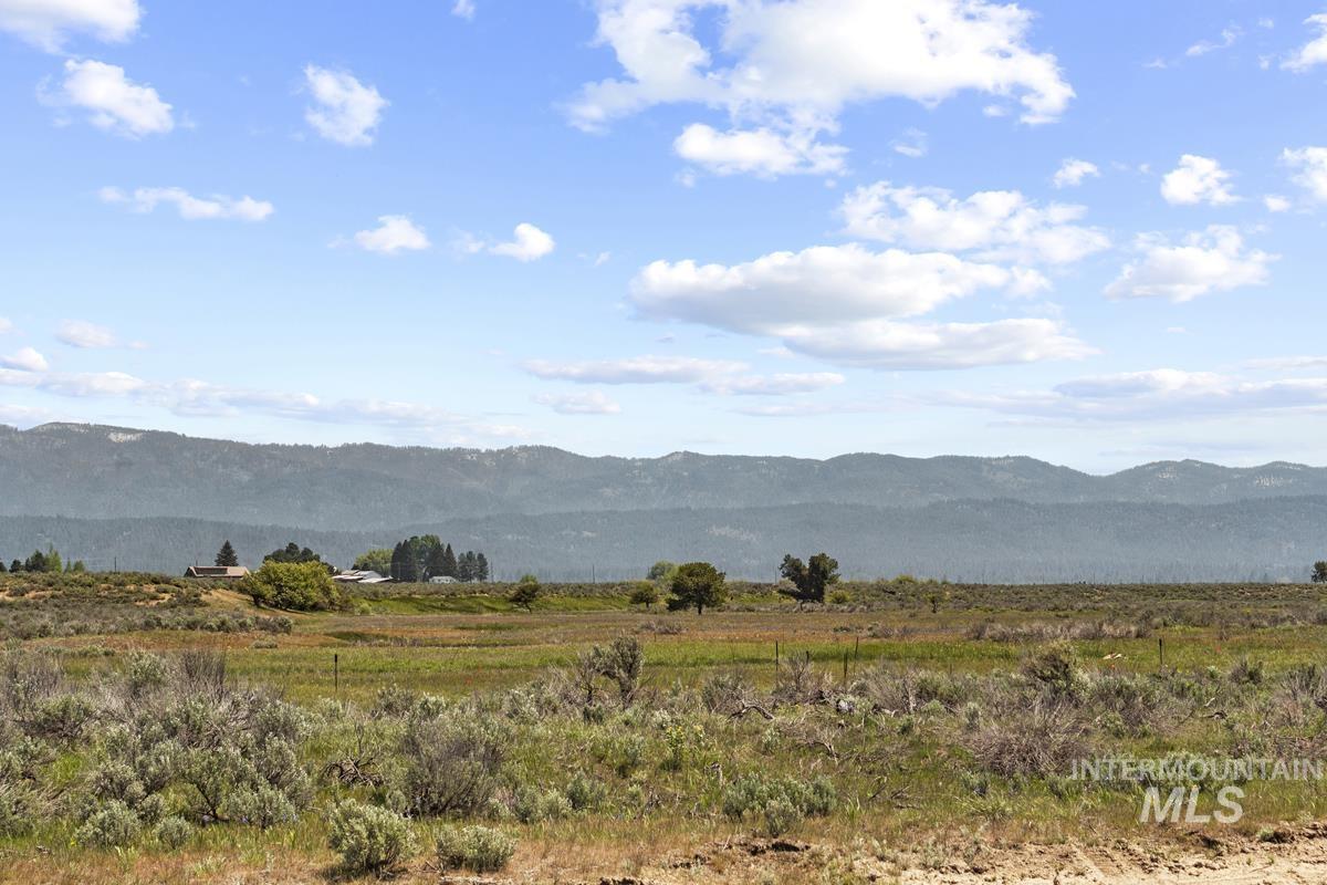 L12 B2 River Bank Drive