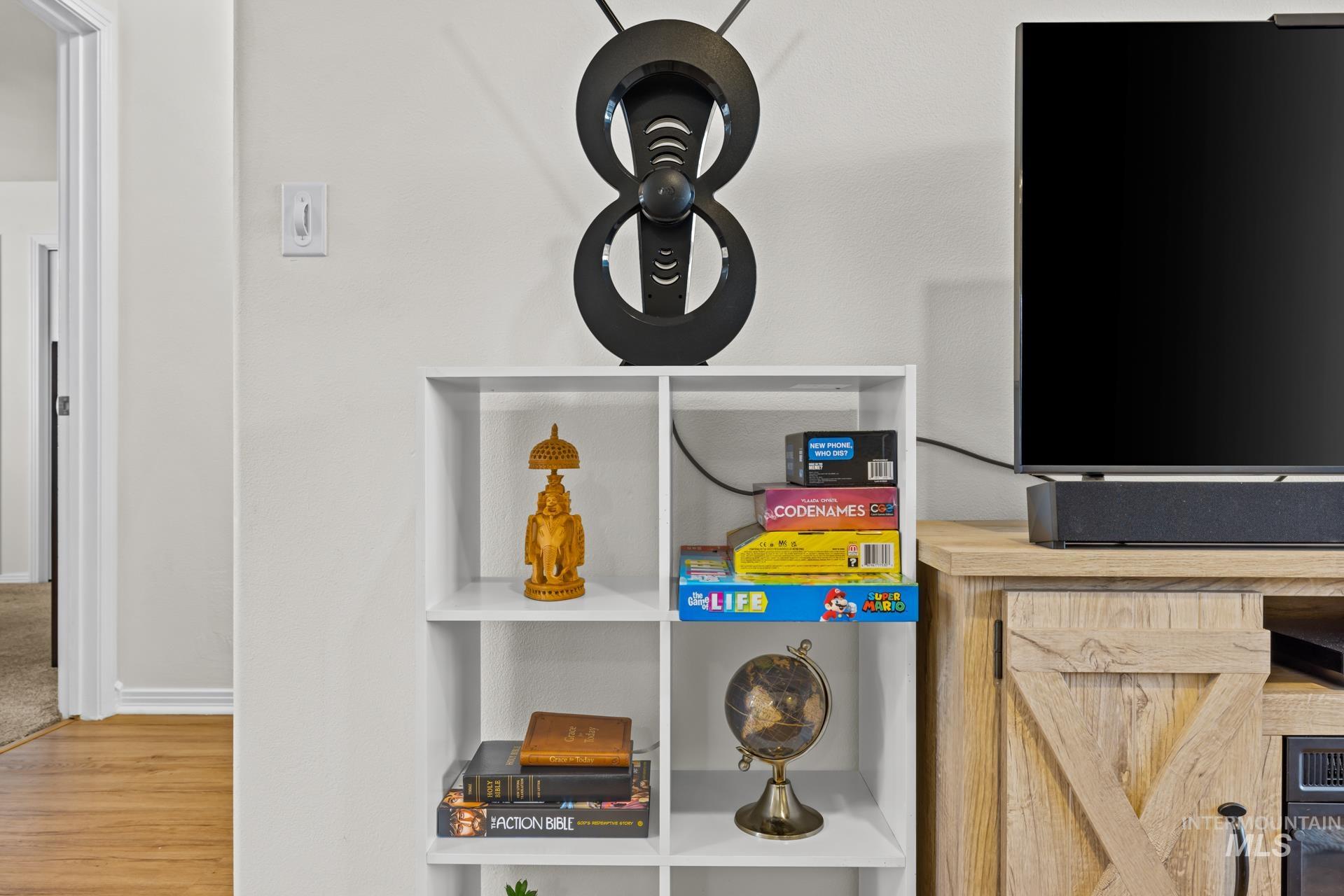 Detailed view of wood finished floors