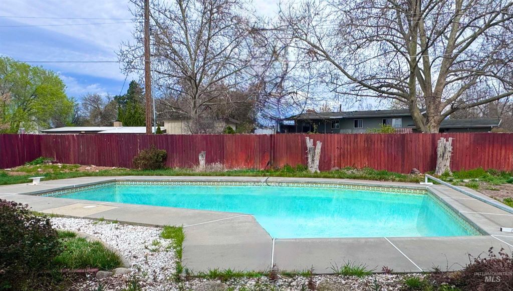 Photo of 7304 W Cedarwood Dr, Boise, ID 83709 (MLS # 98979621)