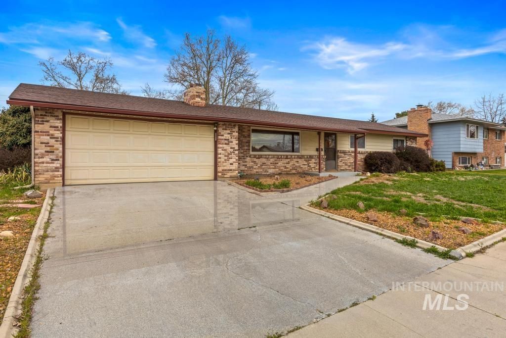 Photo of 7304 W Cedarwood Dr, Boise, ID 83709 (MLS # 98979621)