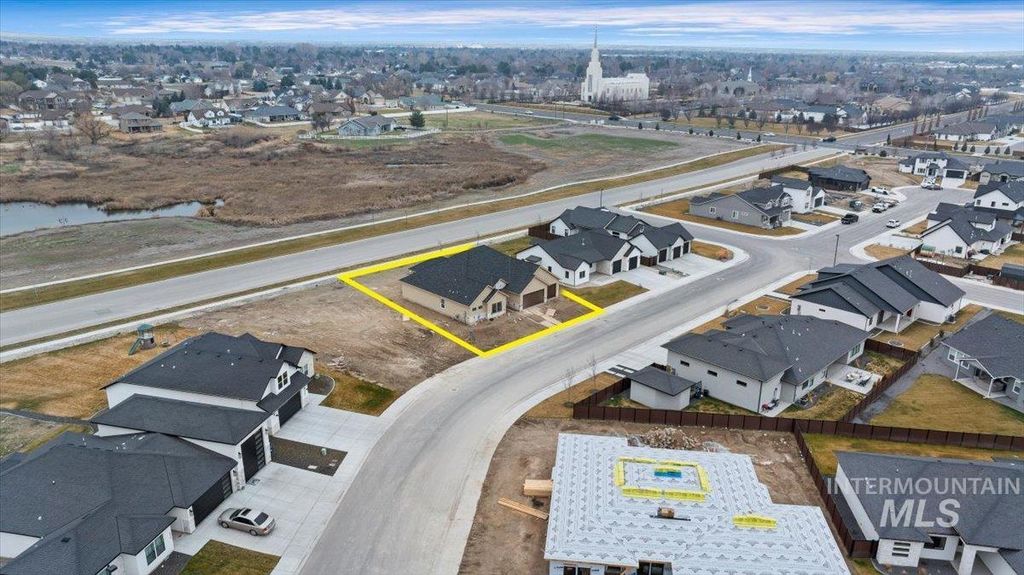 Photo of 2328 Cattail Drive, Twin Falls, ID 83301 (MLS # 98976584)