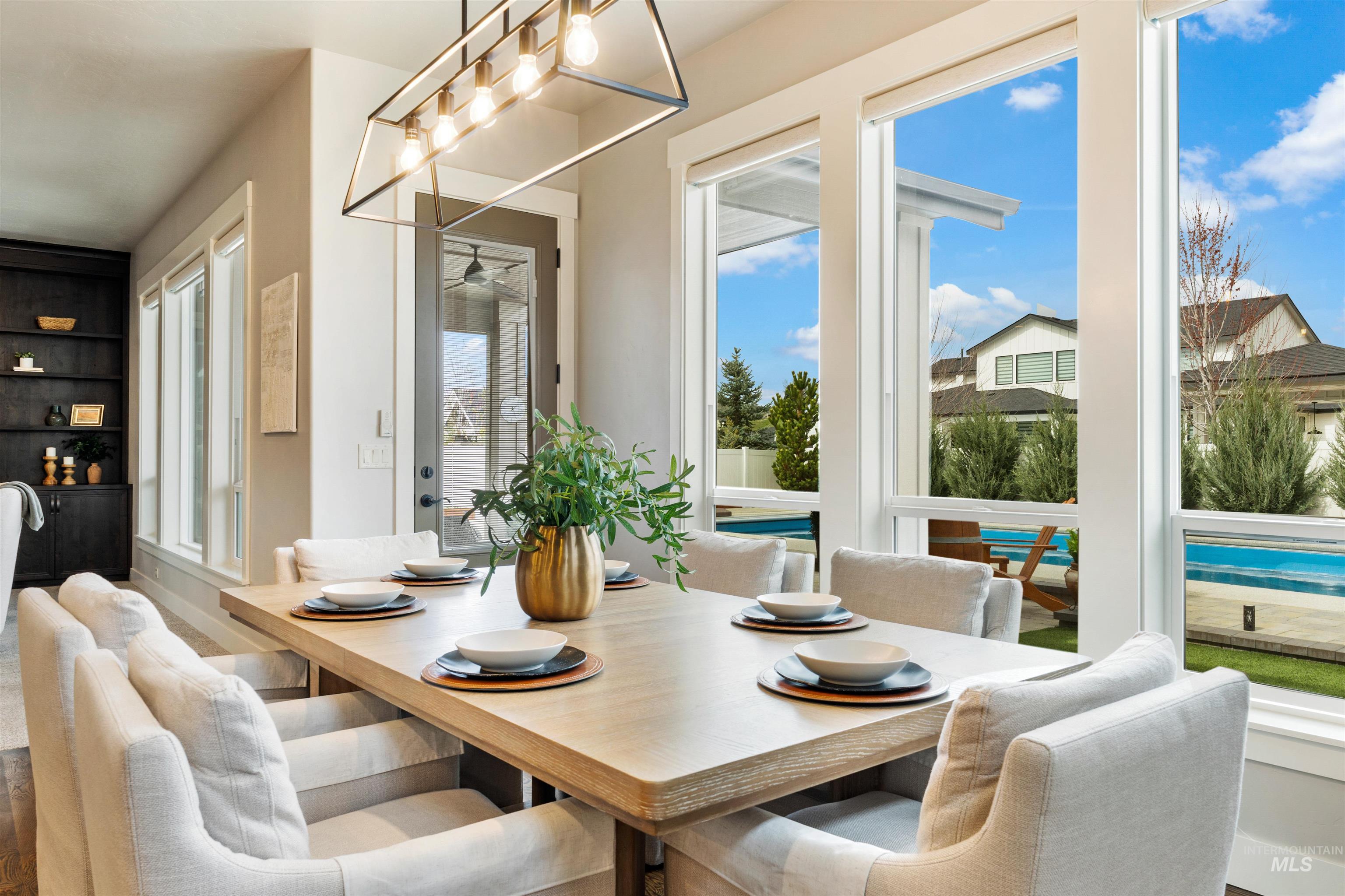 8272 W Sparks Lake Dr