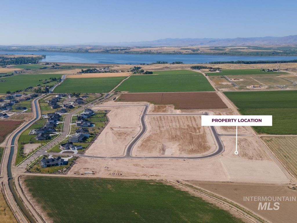 Photo of 8 Salado Creek Ave, Nampa, ID 83651 (MLS # 98976327)