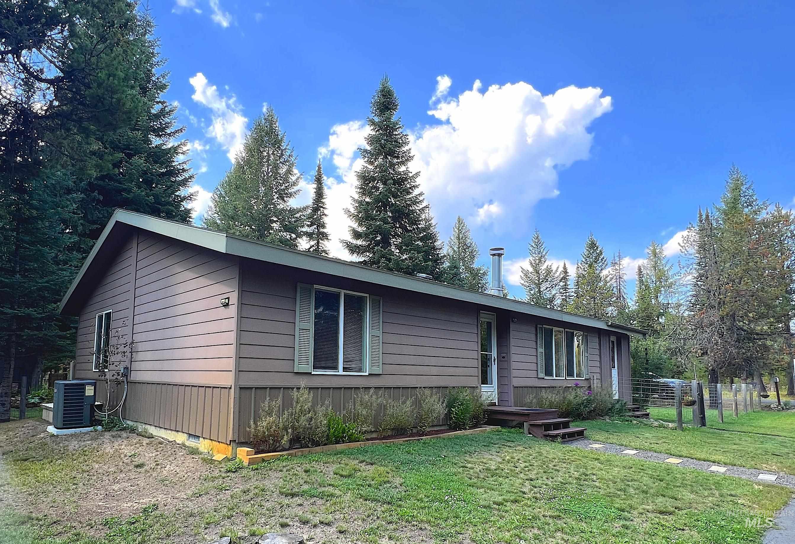 View of front of property with crawl space