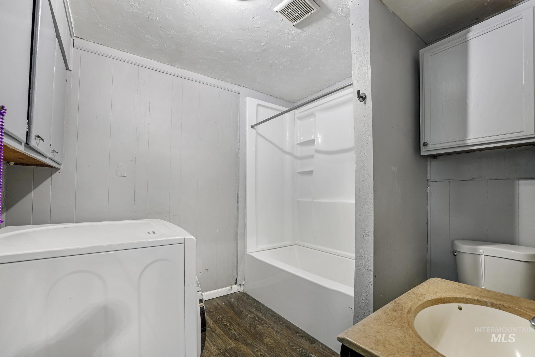 Wendell, Idaho 83355, United States, ,Commercial,Active,219580