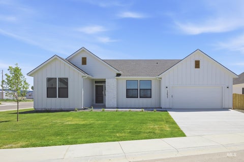 Photo of 5305 S Big Jacks Creek Ave, Nampa, ID 83686 (MLS # 98996131)