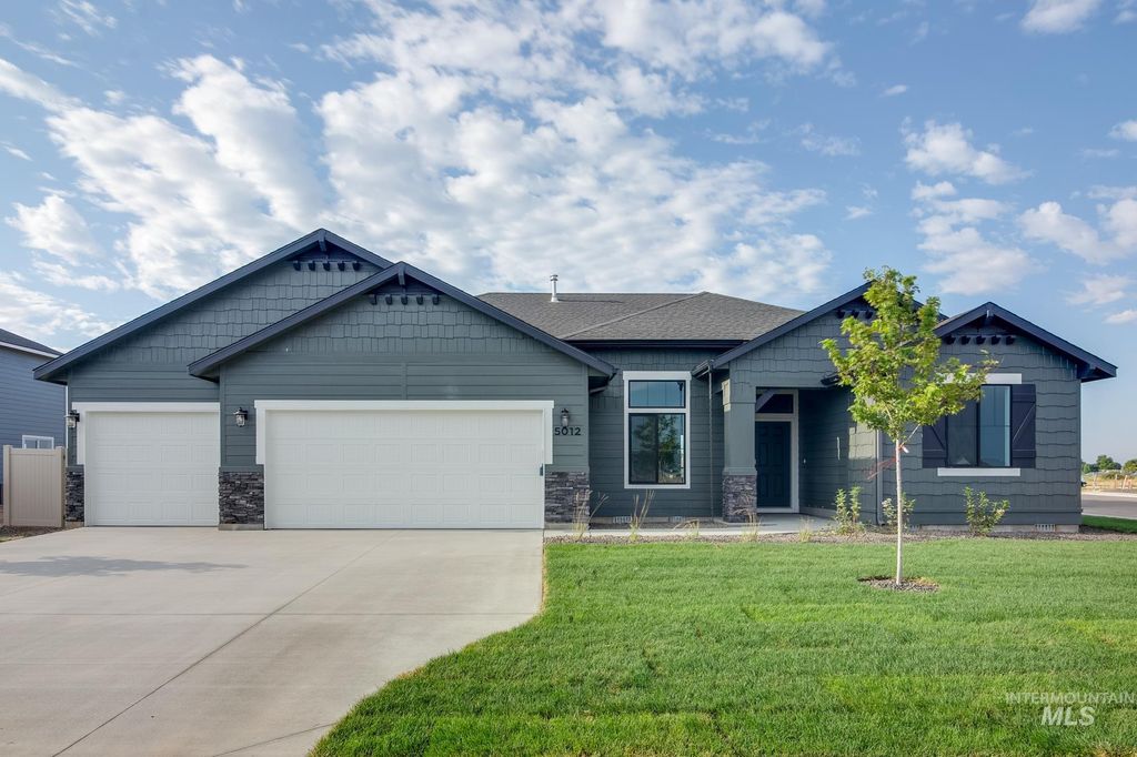 Photo of 8286 E Cool River Lp, Nampa, ID 83687 (MLS # 98987156)