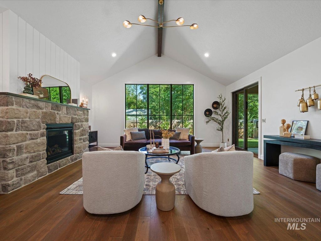 Photo of 2846 W Cassia St, Boise, ID 83705 (MLS # 98963537)