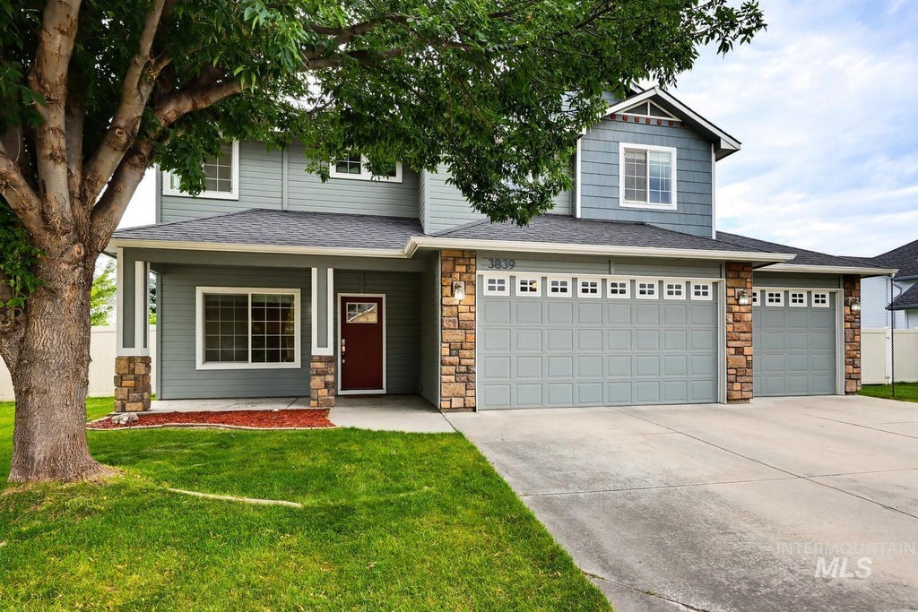 Photo of 3839 N Cool River Way, Meridian, ID 83646 (MLS # 99001026)