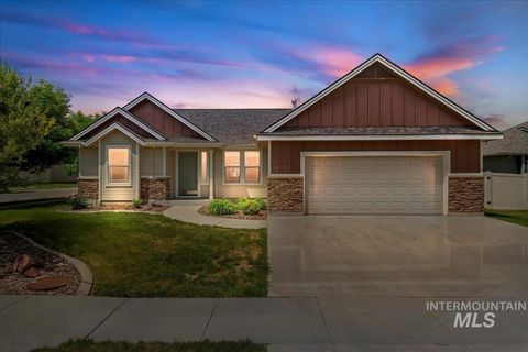 Photo of 1927 S Sandcrest Drive, Nampa, ID 83686 (MLS # 98986854)