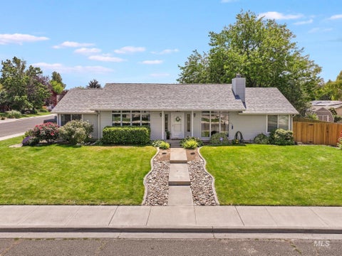 Photo of 184 University Ave, Twin Falls, ID 83301 (MLS # 98993033)