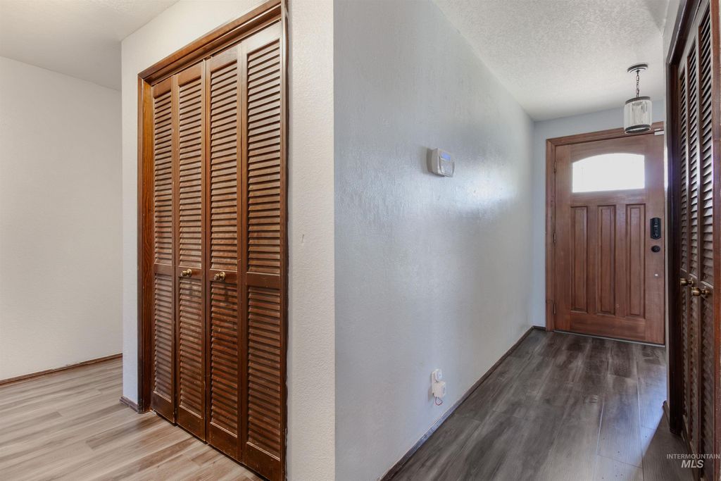 Photo of 1255 Chukar Circle, Mountain Home, ID 83647 (MLS # 98964234)