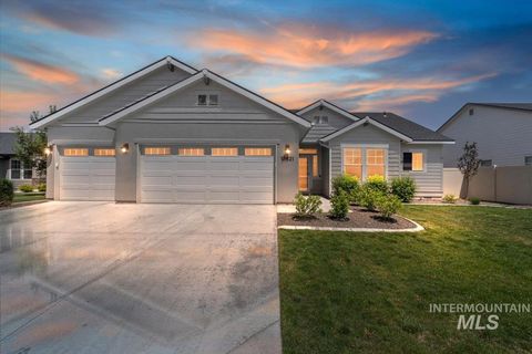Photo of 17421 N Santimon Way, Nampa, ID 83687 (MLS # 98986356)
