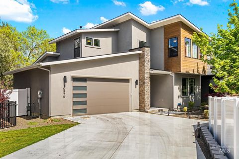 Photo of 10974 W Edna St, Boise, ID 83713 (MLS # 98963681)