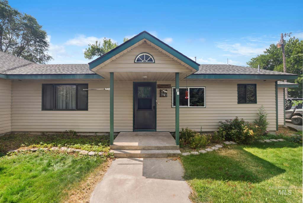 Photo of 35 Sun Meadows E RD, Jerome, ID 83338 (MLS # 98994859)