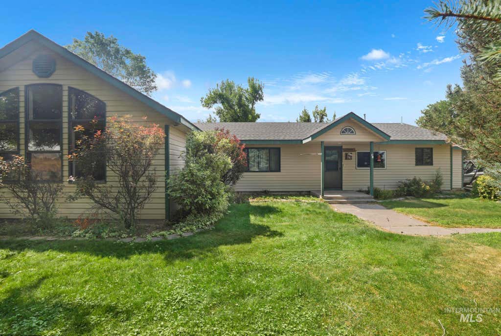 Photo of 35 Sun Meadows E RD, Jerome, ID 83338 (MLS # 98994859)