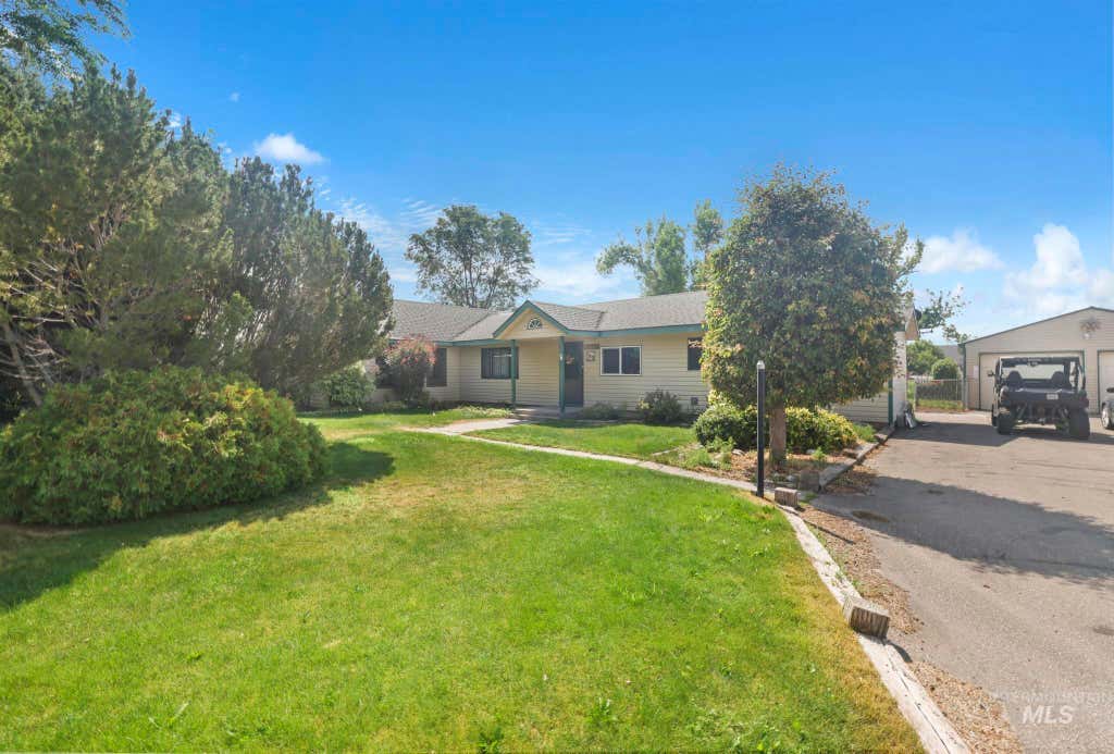 Photo of 35 Sun Meadows E RD, Jerome, ID 83338 (MLS # 98994859)