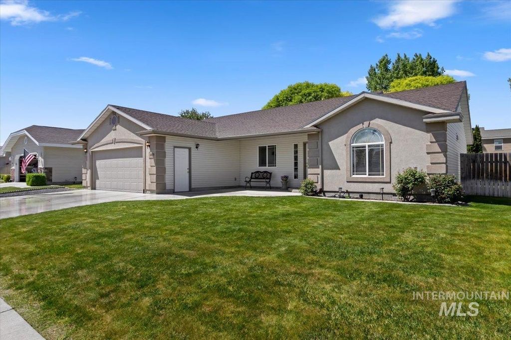 Photo of 1495 North Pointe Drive, Twin Falls, ID 83301 (MLS # 98986599)