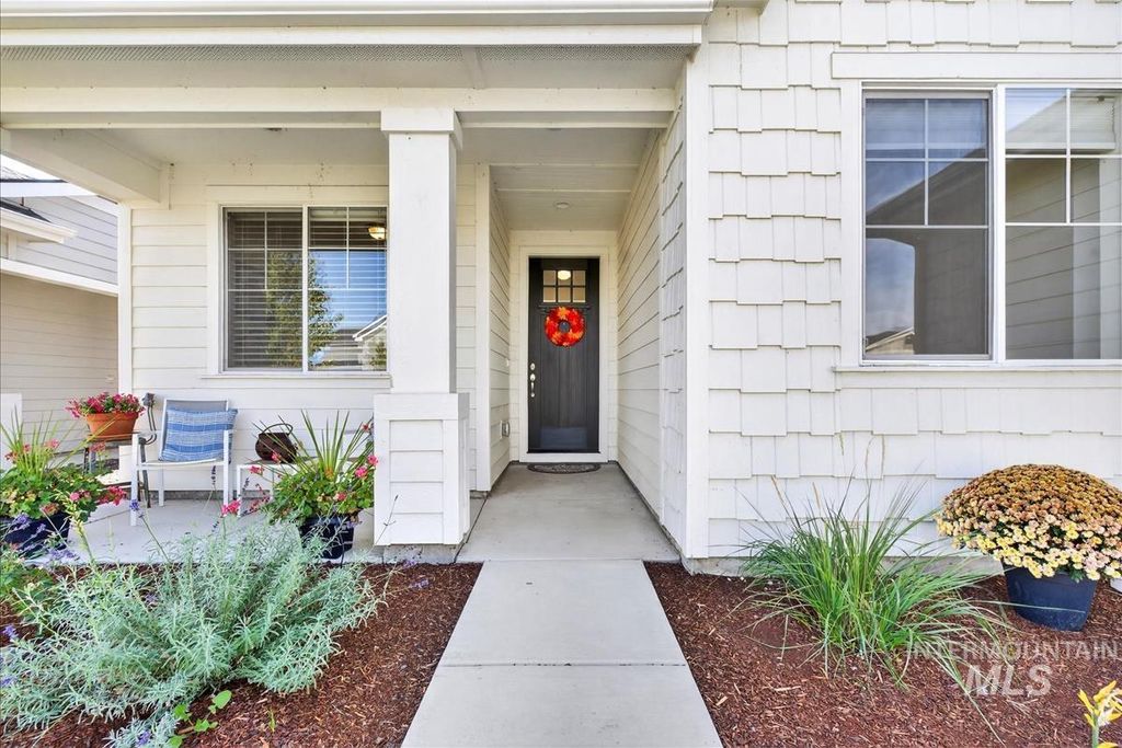 Photo of 1143 E Whig Dr, Kuna, ID 83634 (MLS # 98964464)