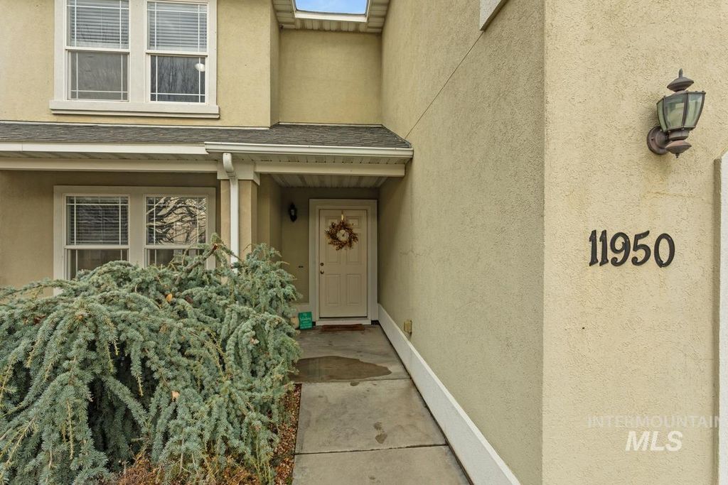 Photo of 11950 W Crested Butte Ct, Nampa, ID 83651 (MLS # 98967044)