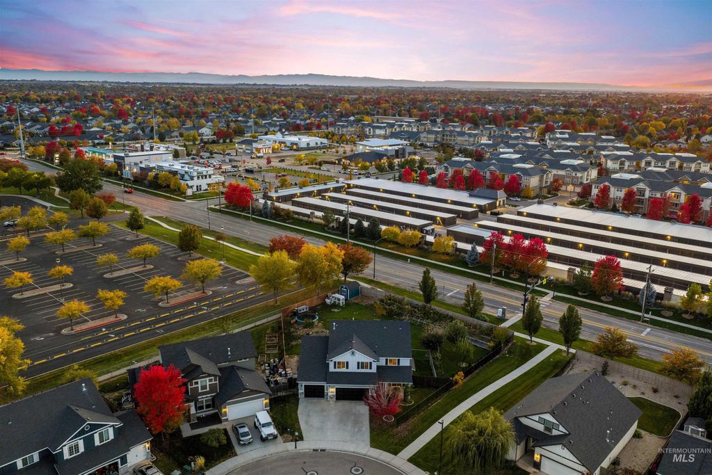 Photo of 37 E Ensenada Dr, Meridian, ID 83646 (MLS # 98965984)