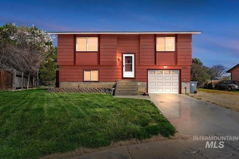 Photo of 2811 Apollo Place, Caldwell, ID 83605 (MLS # 98979715)