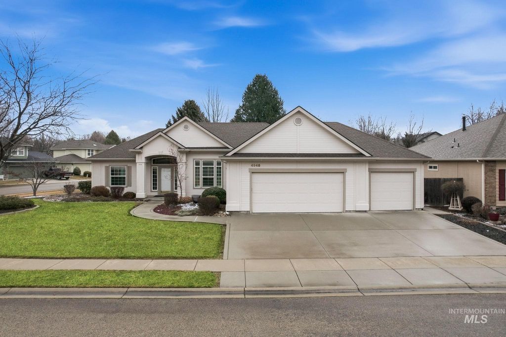 Photo of 4948 N. Troon Way, Boise, ID 83713 (MLS # 98975397)