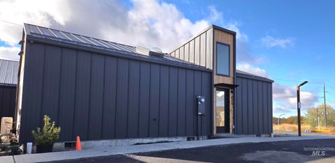 424 E Palouse River Dr. Moscow ID 83843